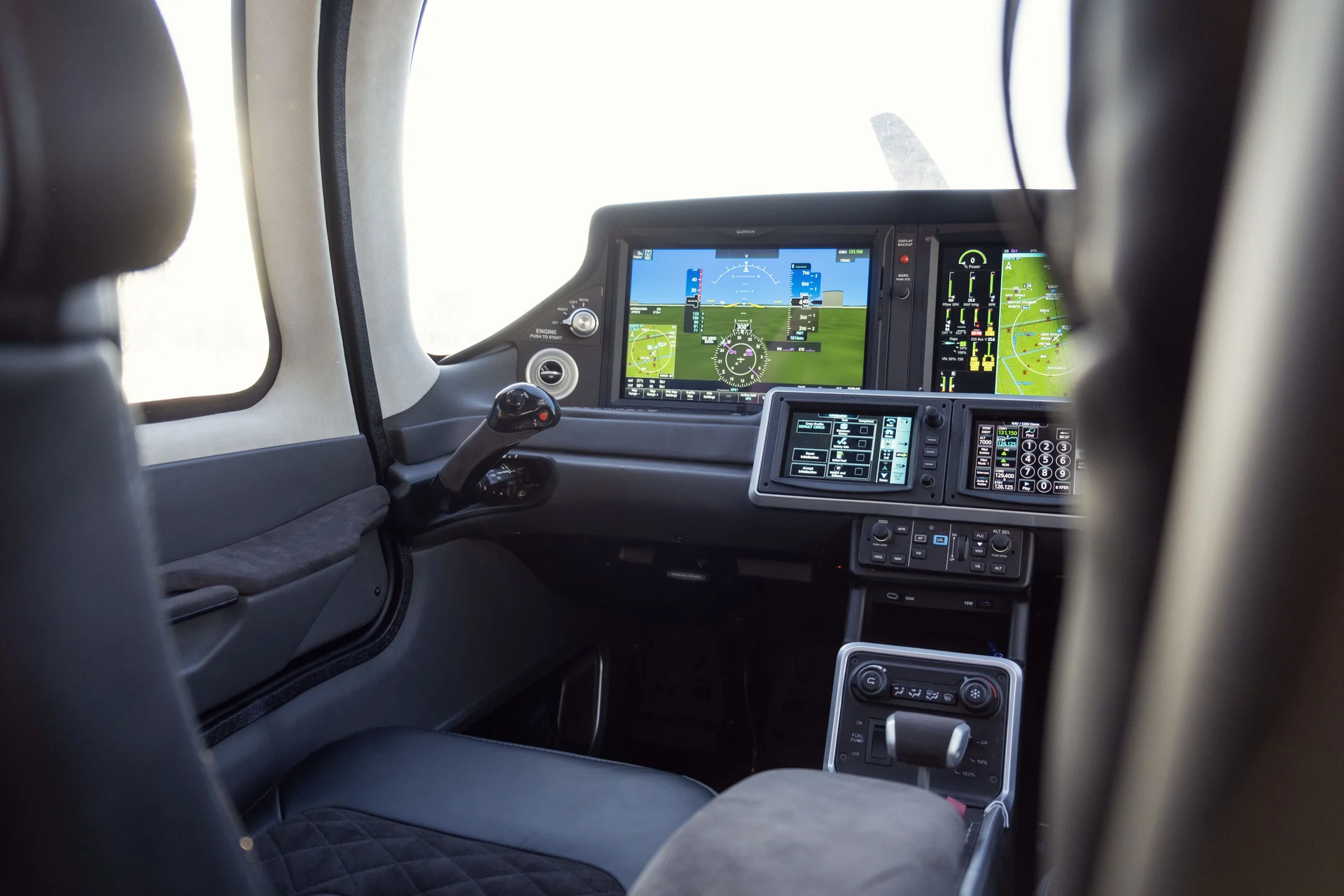 Cirrus training fleet on the ramp