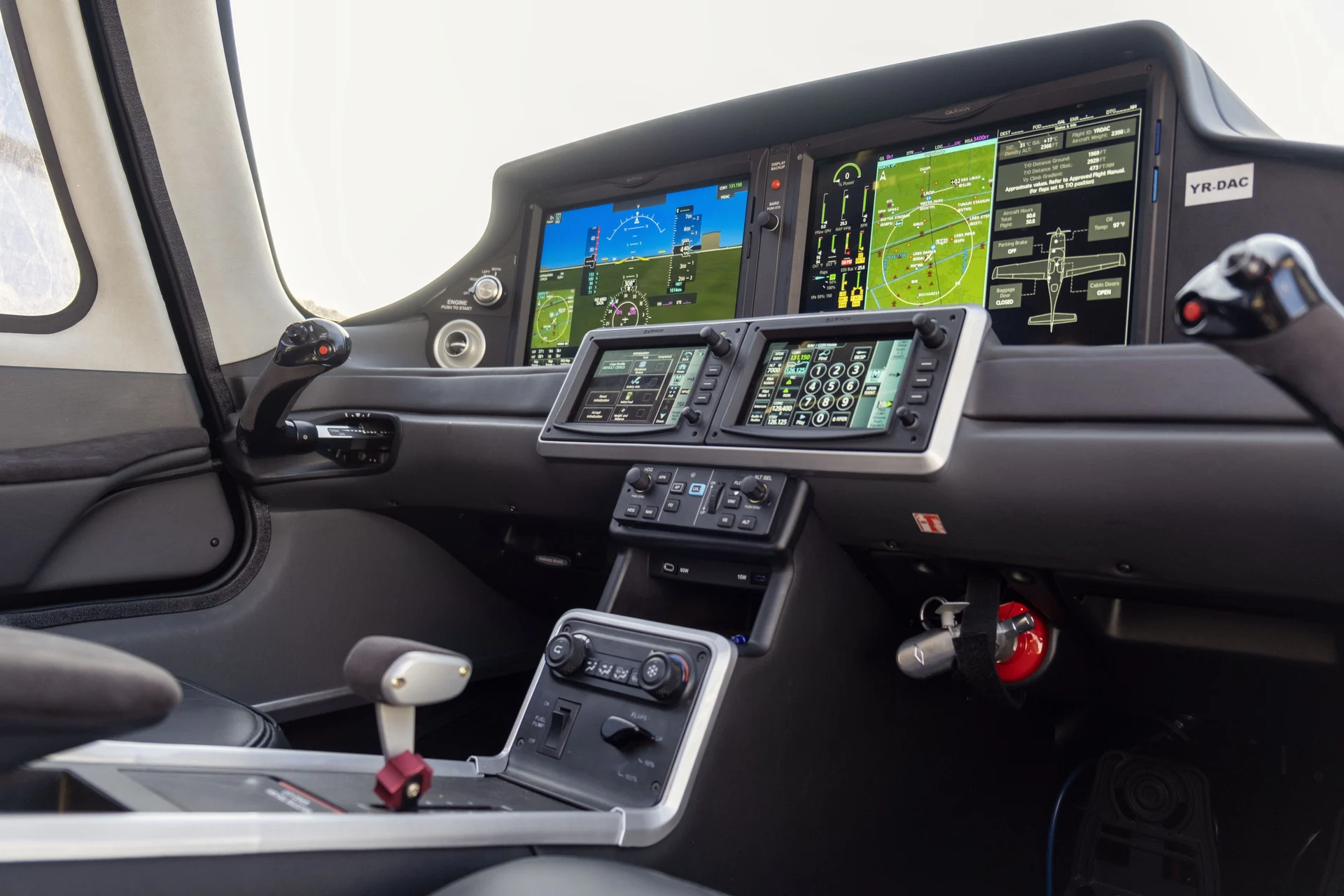 Cirrus training fleet on the ramp